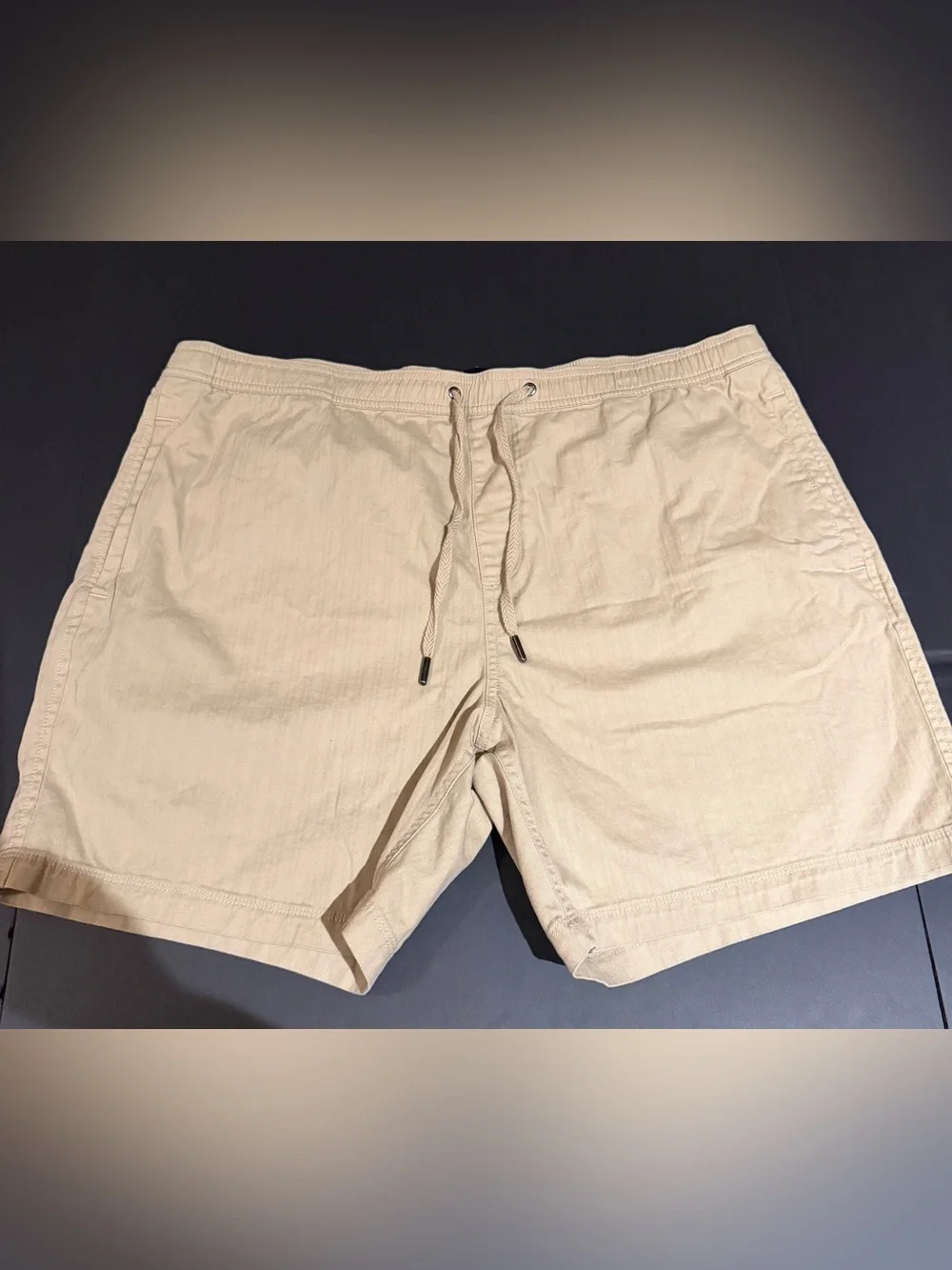 Gap Men’s Beige Drawstring Casual Shorts